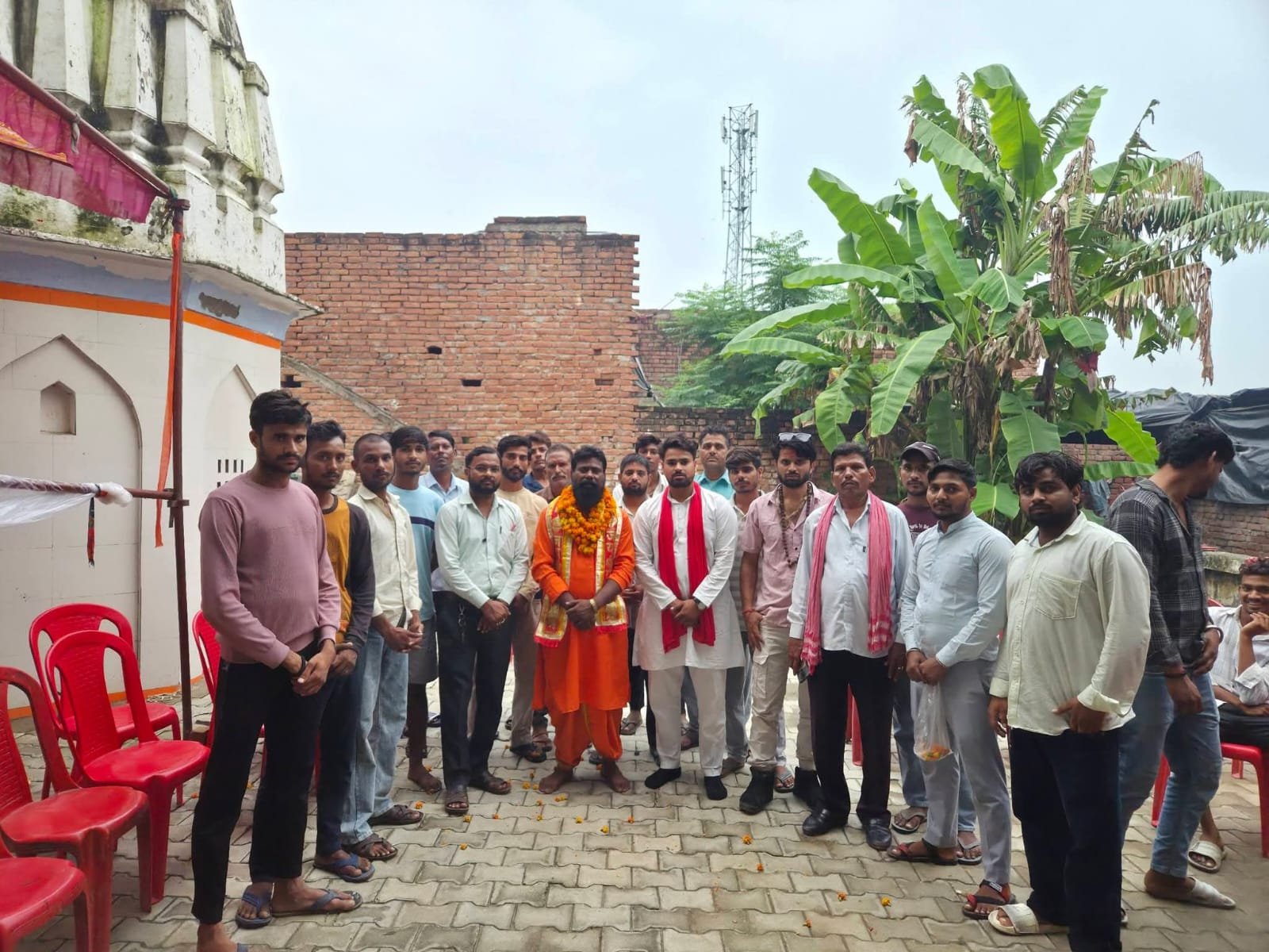 लोधी बाबा जी का आशीर्वाद 🙏🚩 बाबा जी का स्नेह ❤️🙏 प्रेम, आशीर्वाद और विश्वास 🙏 बाबा जी का आशीर्वाद, मेरी ताकत 🚩 हर हर महादेव! 🔱
