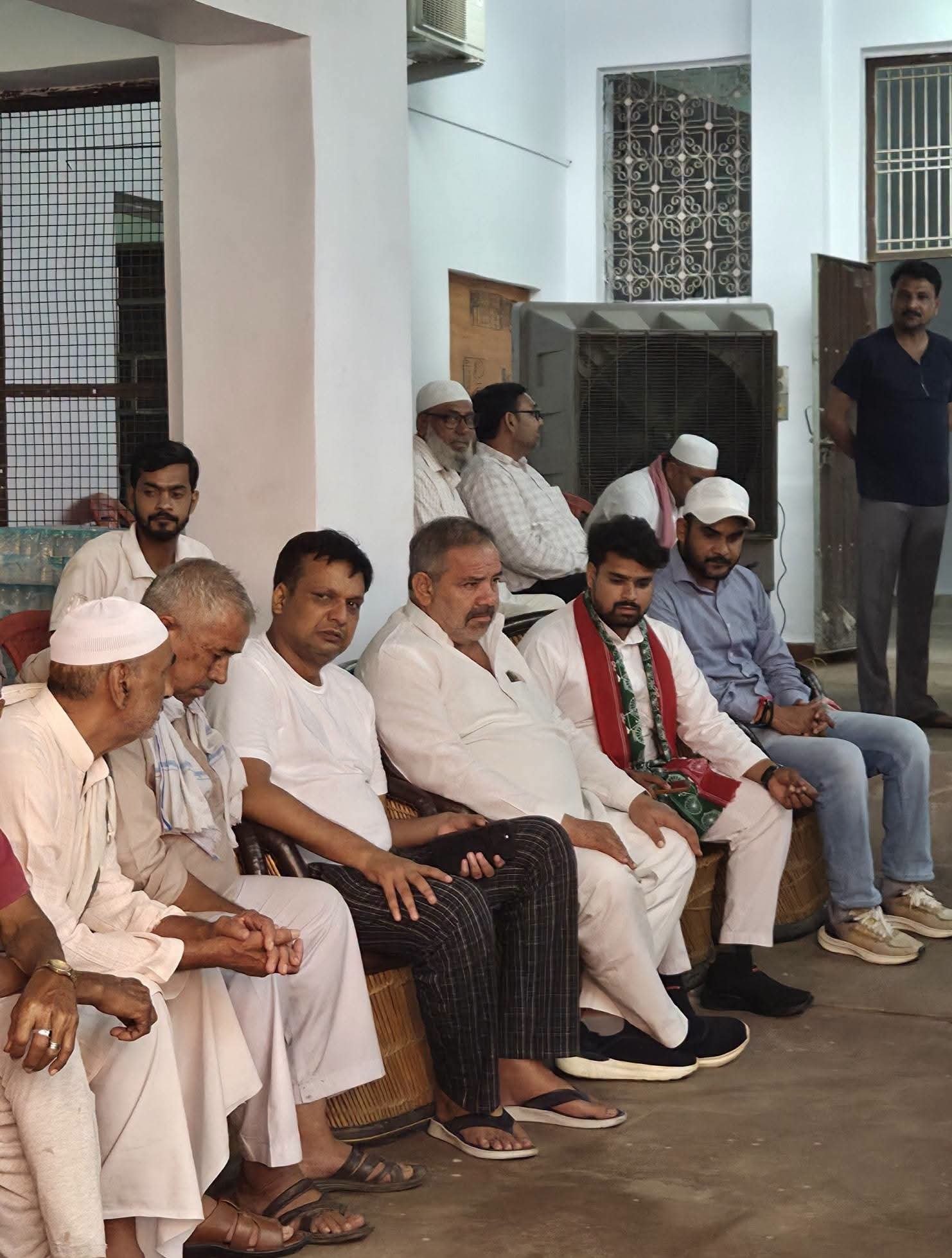 अतरौली के पूर्व विधायक एवं पूर्व मंत्री डॉ. अनवर खान जी को भावभीनी श्रद्धांजलि