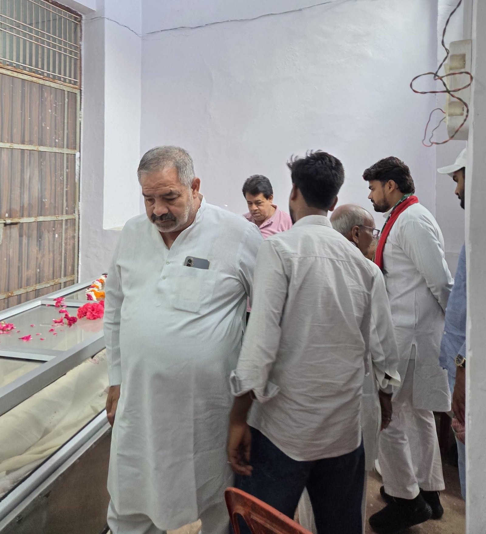 अतरौली के पूर्व विधायक एवं पूर्व मंत्री डॉ. अनवर खान जी को भावभीनी श्रद्धांजलि