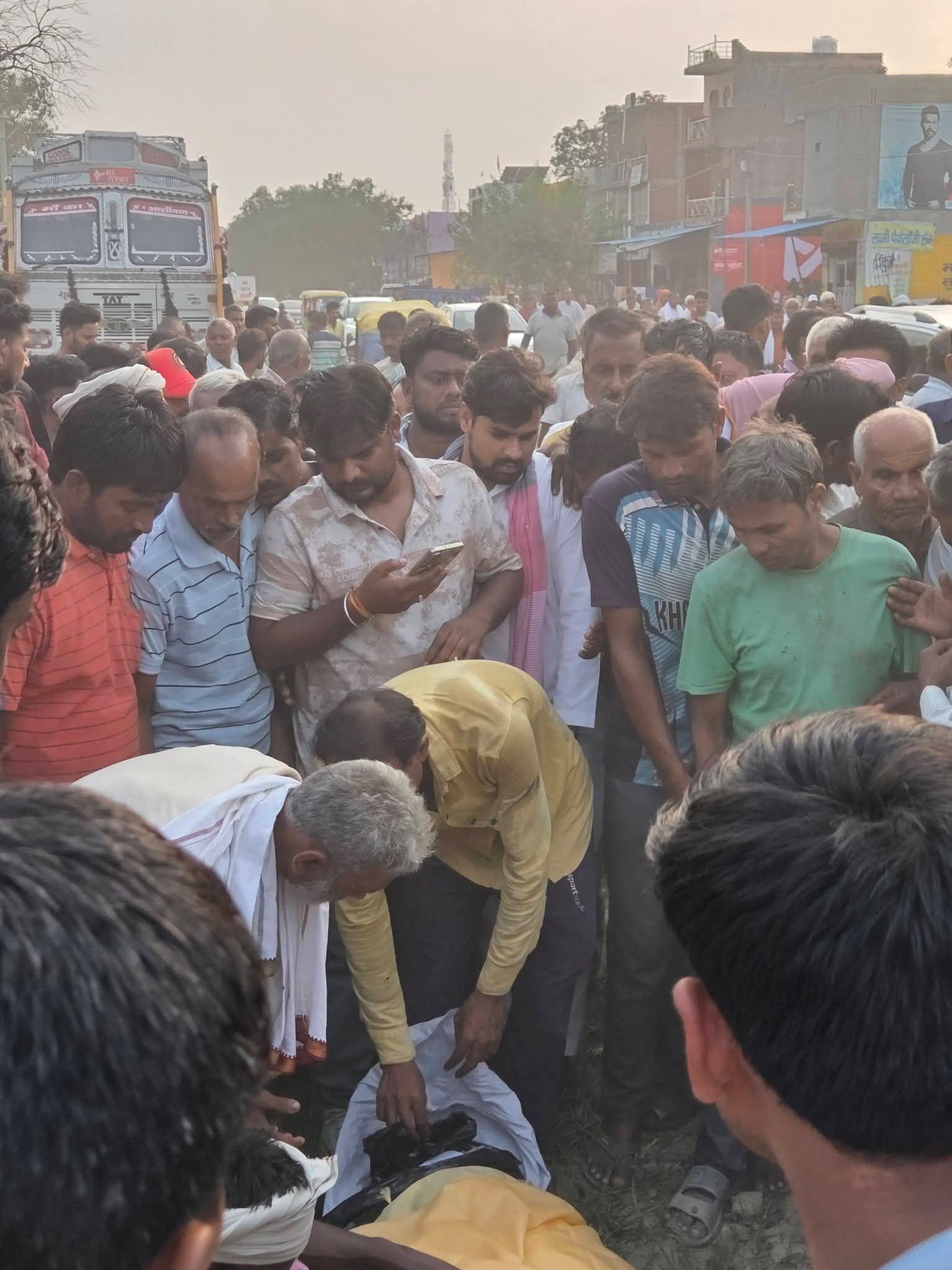 गांव जिरौली धूमसिंह में शिक्षक दलवीर सिंह लोधी जी के निधन पर शोक संवेदना | गगन लोधी